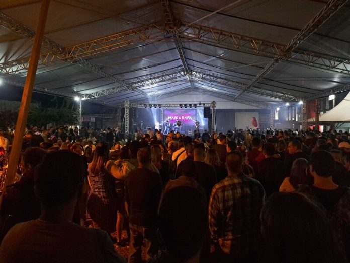Grande publico prestigia Mari e Rafa na Maggiofest 2023 - Foto Beatriz Coan