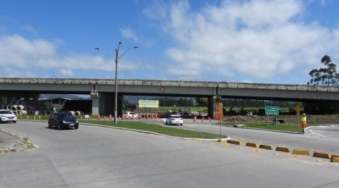 obras-viaduto-br-101-capivari-de-baixo-8-1-800x445_Easy-Resize.com