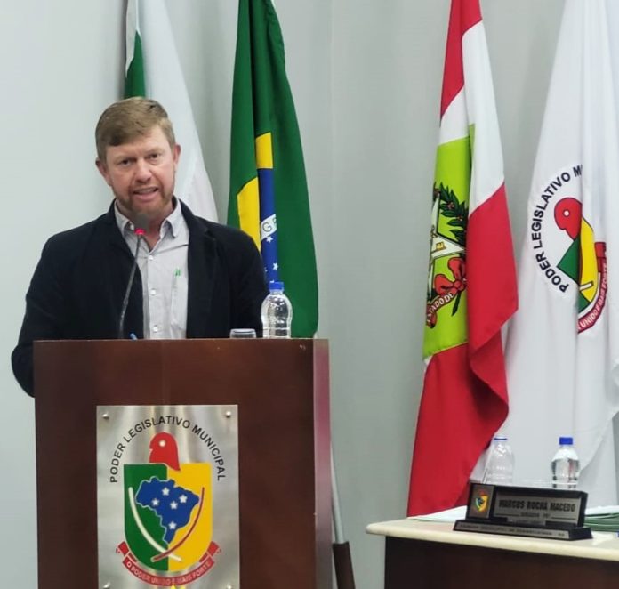 Marcos Rocha Macedo na presidência da Cãmara em Forquilhinha (2)