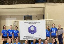 Meninas do vôlei fazem bonito no 1º torneio em quadra