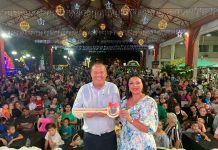 Mais de 3 mil pessoas acompanharam a chegada “radical” do Papai Noel em Forquilhinha