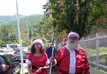 Papai Noel chegará em carro antigo e mais de seis mil luzes serão acionadas