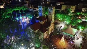 decoracao-de-natal_Easy-Resize.com_-300x169