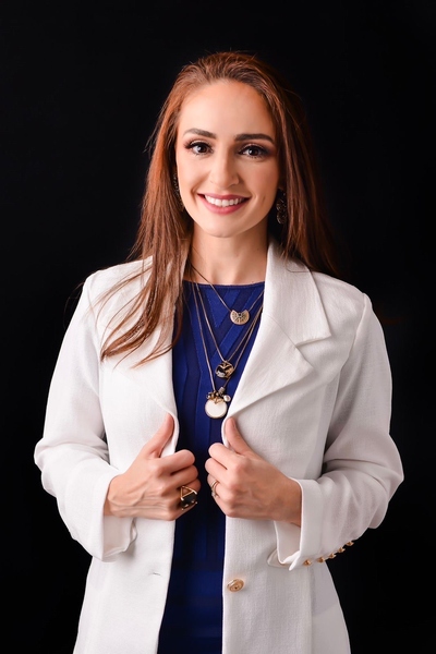 Médica Lorena Balestra 1_Easy-Resize.com