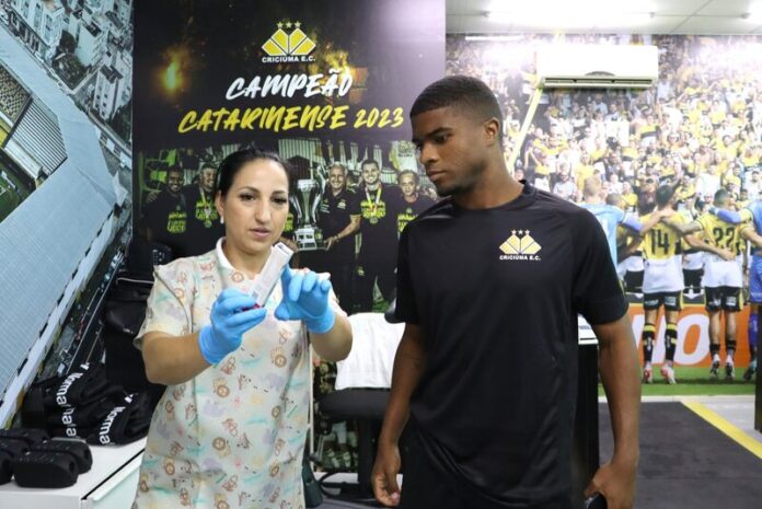 Unimed Criciúma vacina Tigre - Foto Vanessa Amando (1)