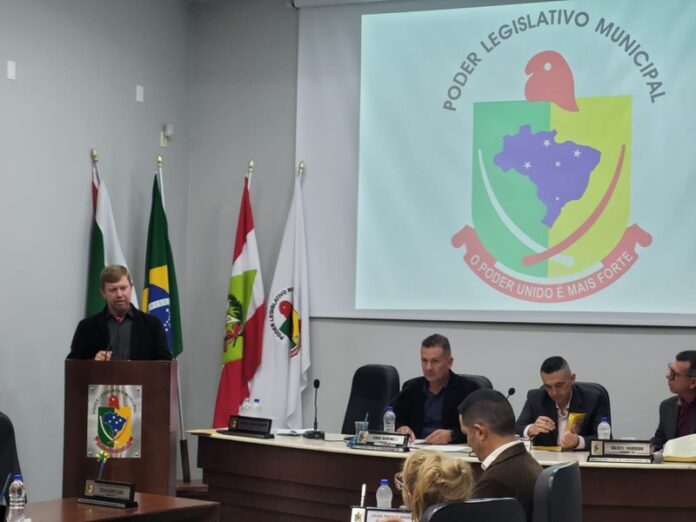 Aprovado o projeto de autoria do vereador Marcos Rocha Macedo