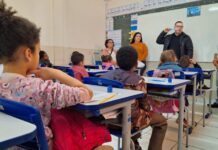 Alunos da Rede Municipal de Ensino recebem kit de higiene bucal