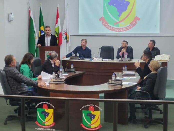 Vereadores criticam o aumeno de 16 na fatura da Casan (1)