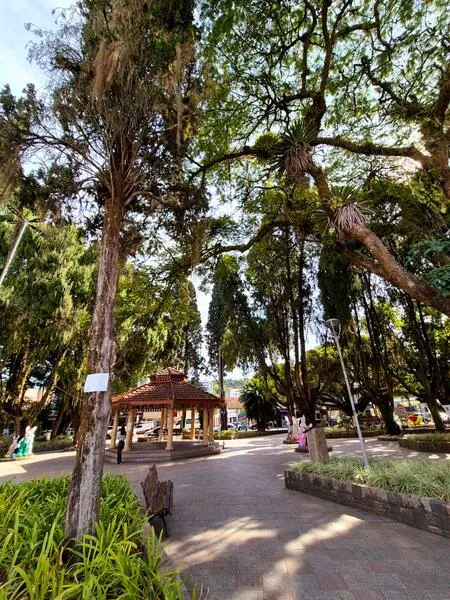 Praça Anita Garibaldi - Urussanga (3)