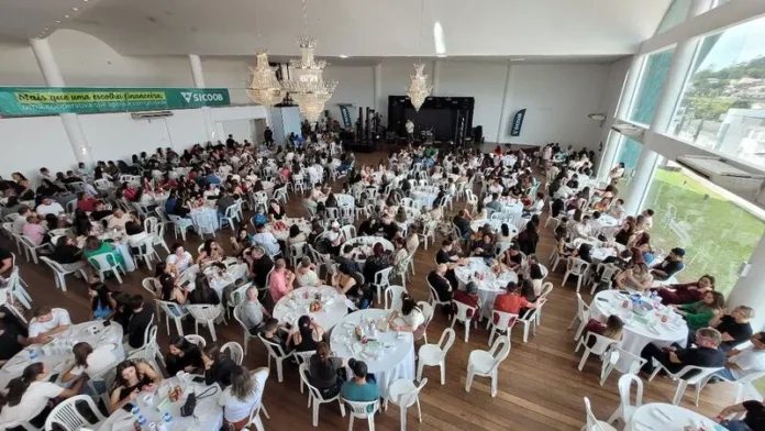 d1891c06-2abe-4872-bf5a-9e27b20c2cb8