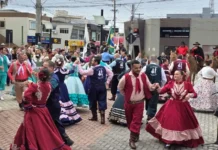 Morro da Fumaça: 1º Chimarrão e Tradição encanta público com homenagens à cultura gaúcha e inauguração de monumento aos tropeiro