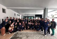 Deputado Gilson Marques participa da entrega de van adaptada à APAE de Orleans