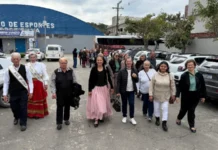 Superando expectativas, público faz a festa em Baile dos Idosos de Morro Fumaça