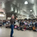 Feira do Livro de Cocal do Sul_batcheditor_fotor