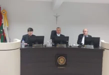 Sessão da Câmara de Orleans: Discussão sobre Conselho Tutelar e Termo de Fomento com Rotary Club