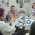 Reunião ajuste de detalhes na Sala do Empreendedor 2_batcheditor_fotor