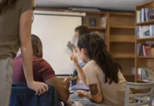 Aluno expulso sem defesa será reintegrado a escola particular em Criciúma