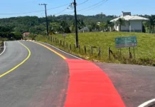Interior de Cocal do Sul ganha estrada pavimentada e sinalizada e pronta para circulação
