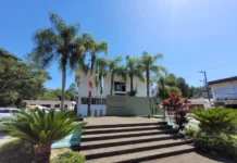 Prefeitura de Urussanga paga última parcela do 13º e injeta mais de R$ 5,4 milhões na economia