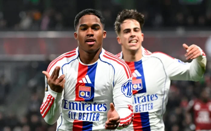 Endrick-marca-hat-trick-pelo-Lyon-1-scaled-aspect-ratio-512-320