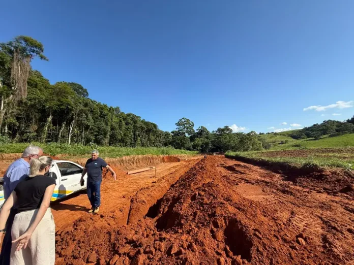 autobot_6979107741eff___UTF-8_Q_Come_C3_A7a_rede_de_esgoto_das_casas_populares_3_2Ejpeg__