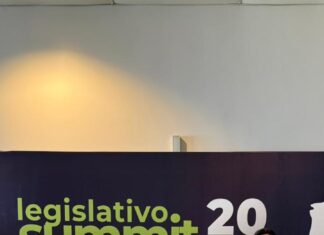 Presidente do Legislativo de Orleans, Murilo Hoffmann, participa do Legislativo Summit 2026