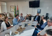 Prefeito de Cocal do Sul cumpre agenda em Florianópolis e protocola projeto para administrar faixa de domínio da 442