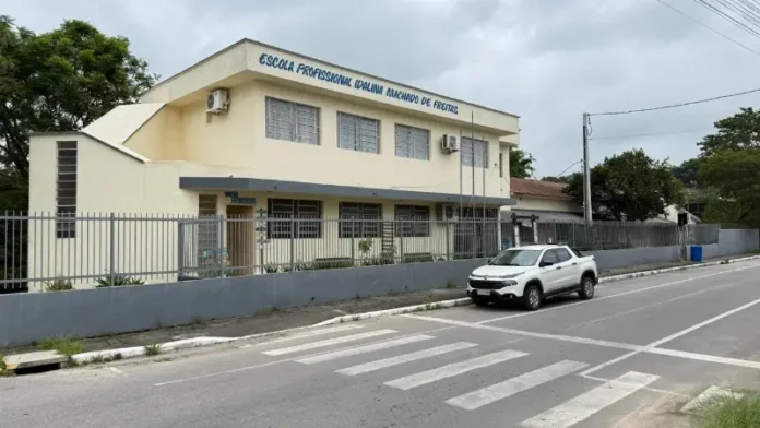 autobot_699084d841269___UTF-8_Q_Escola_Profissional_Morro_da_Fuma_C3_A7a__281_29_2Ejpeg__