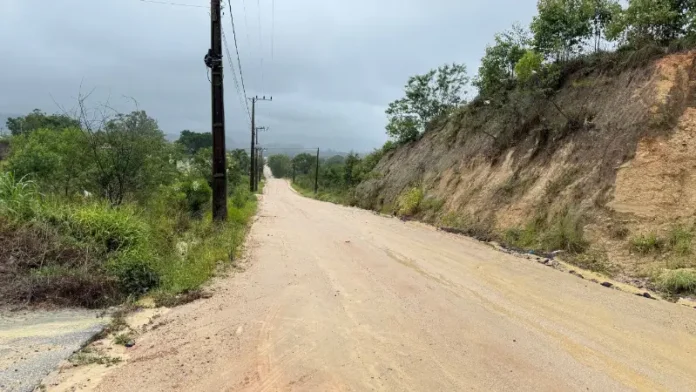 autobot_69a22d5b9b876___UTF-8_Q_Avenida_Julio_Coral__2D_Morro_da_Fuma_C3_A7a__283_29_2EJPG__