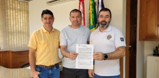 Prefeitura de Treze de Maio assina convênio com os Bombeiros Voluntários de Jaguaruna