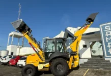 Cocal do Sul investe em nova retroescavadeira para reforçar serviços do Samae