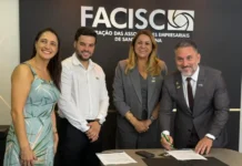 Içara firma parceria para estruturar programa habitacional para trabalhadores