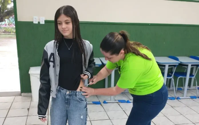 autobot_69b1828559b38_Vacina_adolescente_Cocal_do_Sul.jpeg