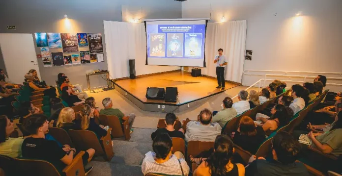 Palestras_Animaking._Foto_Junior_Somensi__2_.jpg