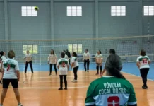 Cocal do Sul conquista título de vôlei adaptado 60+ em competição que reuniu equipes da região