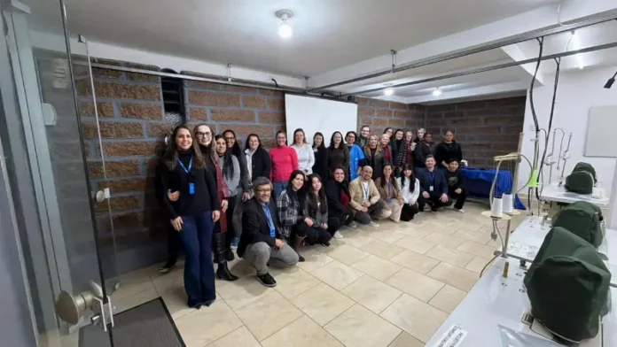 Curso_gratuito_de_costura_industrial_comeca_com_duas_turmas_lotadas_em_Cocal_do_Sul_2.jpeg