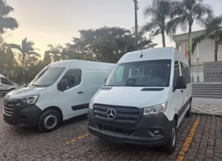 Prefeitura de Urussanga recebe novos veículos para a Saúde e a Educação