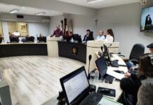 Saúde Pública: Câmara de Orleans recebe coordenadores para tratar de surto de zoonoses