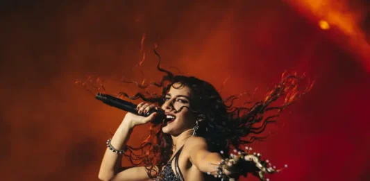 Marina Sena Brilha no Atlântida Celebration com a Turnê ‘Coisas Naturais’