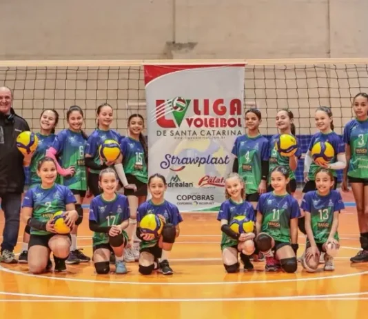 Vôlei feminino Sub-12 de Morro da Fumaça vence primeira etapa da Liga Catarinense