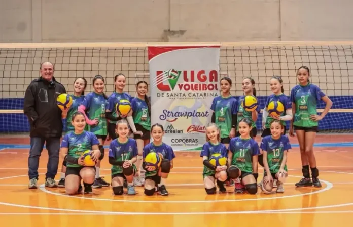 Equipe_sub_12_volei.jpeg