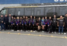 Voleibol feminino de Morro da Fumaça embarca para disputa da Etapa Estadual dos Joguinhos Abertos