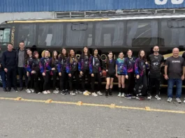 Voleibol feminino de Morro da Fumaça embarca para disputa da Etapa Estadual dos Joguinhos Abertos