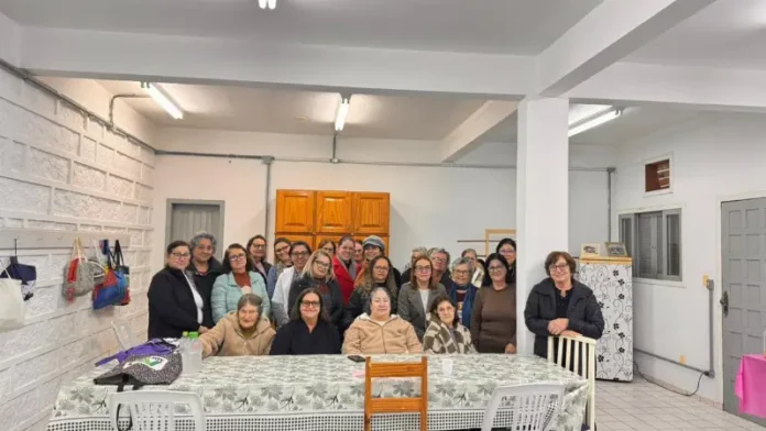 Sa__de_vai_aos_Clubes_de_M__es_para_atualizar_vacina_de_600_mulheres.jpeg